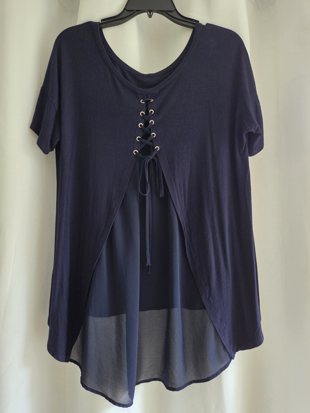 Pebble & Stone Navy Lace-Up Back Blouse L